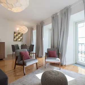 feels-like-home-santa-catarina-elegant-place.hotels-lisbon-portugal.com/